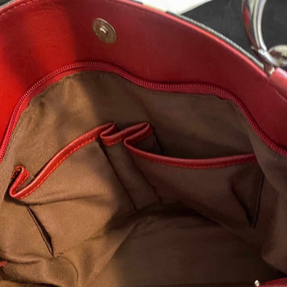 Dooney & Bourke Red and Brown Giraffe Print Shoulder Bag - Picture 4 of 8